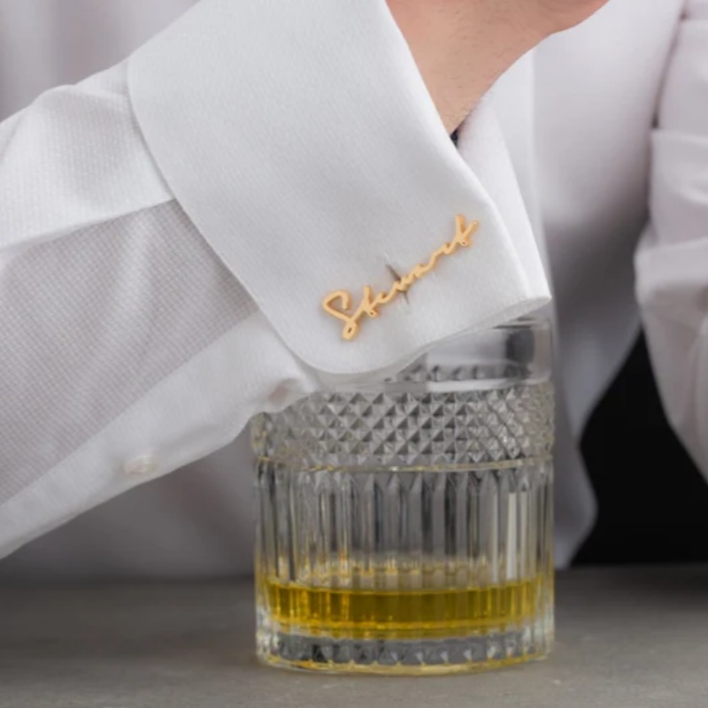Custom Name Cufflinks 18K Gold - огляд і ціна Men'S Grooming